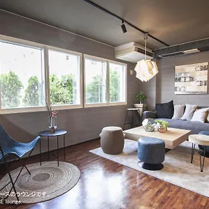 Uchi Living Suitengu 아파트